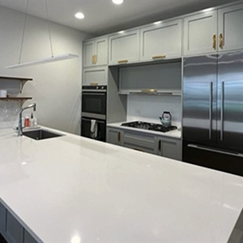 DIY vs. Professional Cabinet Painting: What You Need to Know