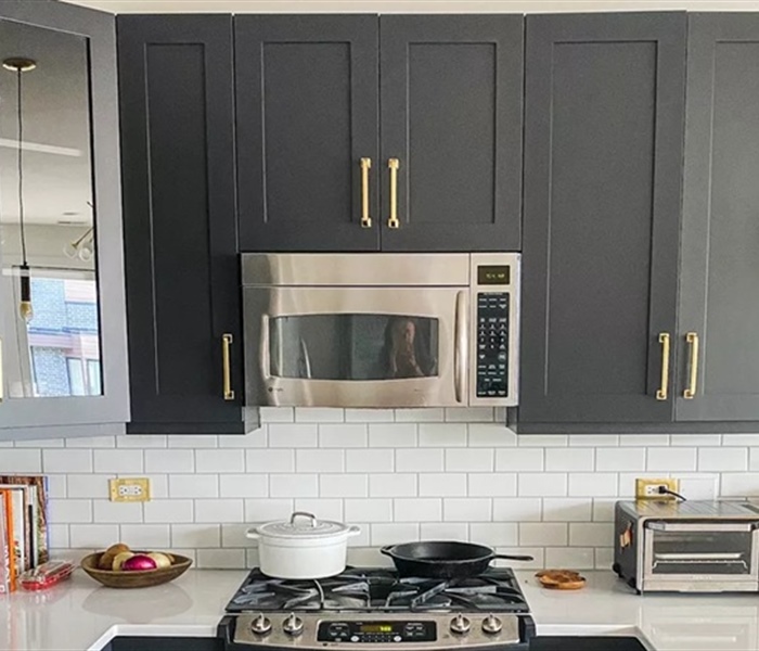 How Long Does Cabinet Refacing Last Compared to Replacement?